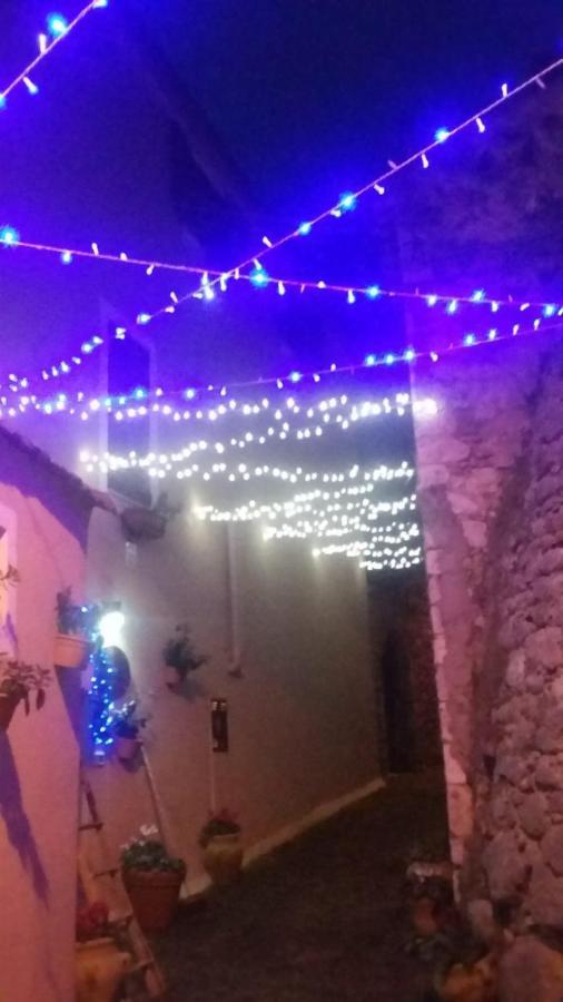 Bed And Breakfast Il Cavaliere Pozzilli Bagian luar foto
